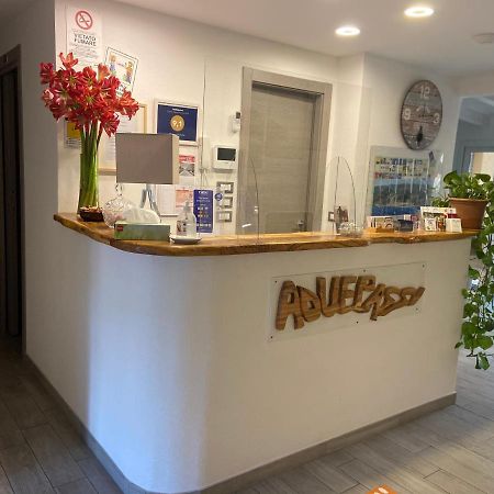 Albergo Aduepassi & Servizio Bike Shuttle Finale Ligure Exteriör bild