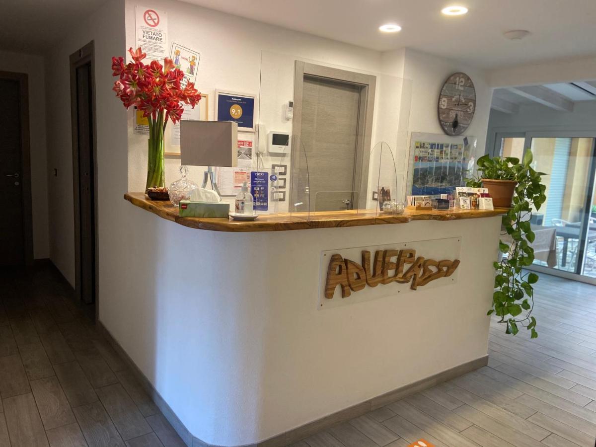 Albergo Aduepassi & Servizio Bike Shuttle Finale Ligure Exteriör bild