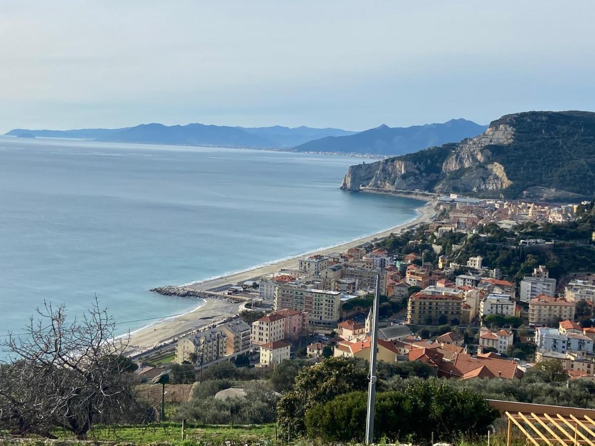 Albergo Aduepassi & Servizio Bike Shuttle Finale Ligure Exteriör bild