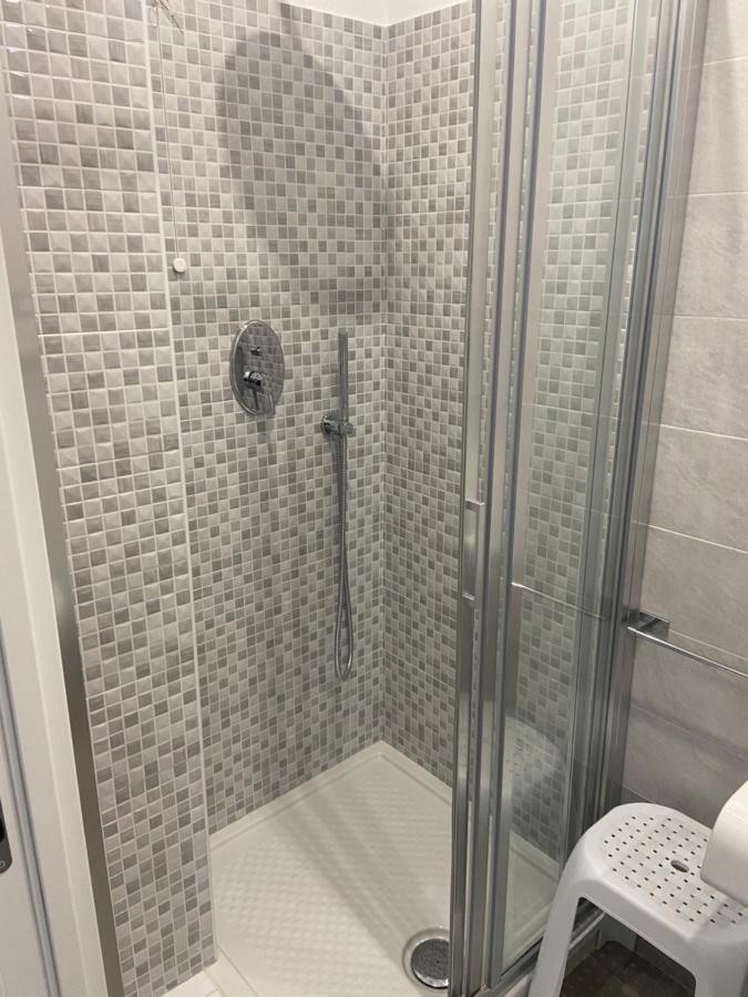 Albergo Aduepassi & Servizio Bike Shuttle Finale Ligure Exteriör bild