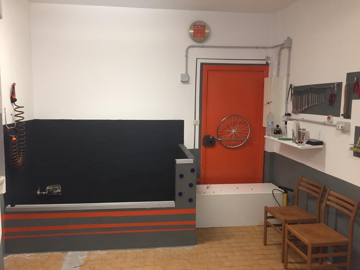 Albergo Aduepassi & Servizio Bike Shuttle Finale Ligure Exteriör bild